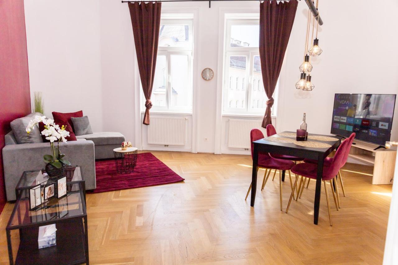 Luxe View Schoenbrunn Apartment Vienna