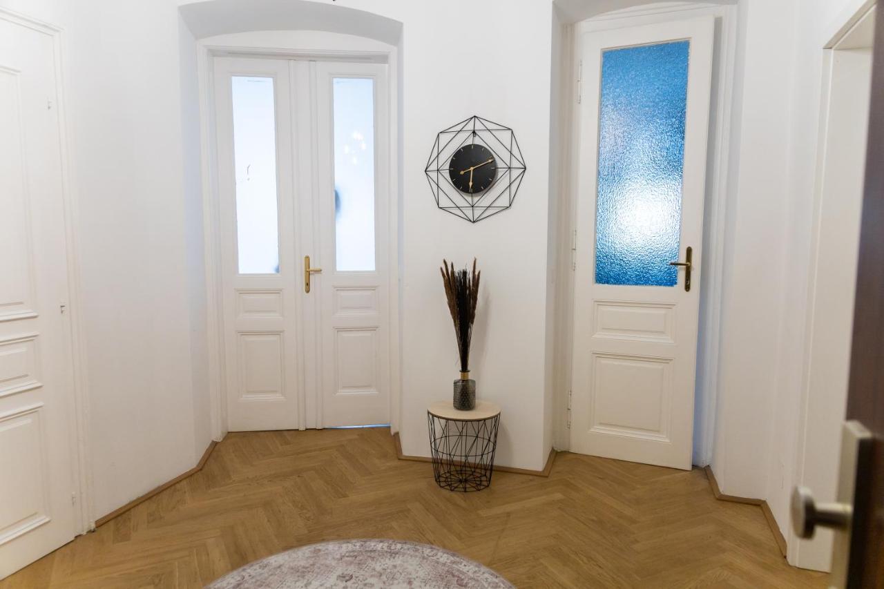 Apartment Luxe View Schoenbrunn