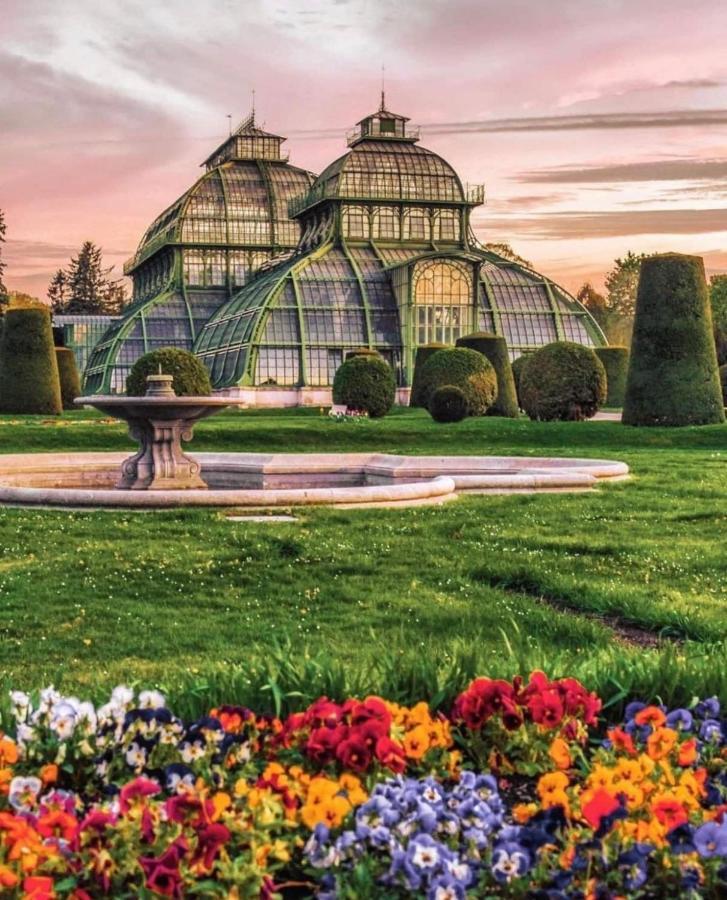 Luxe View Schoenbrunn Apartment Vienna