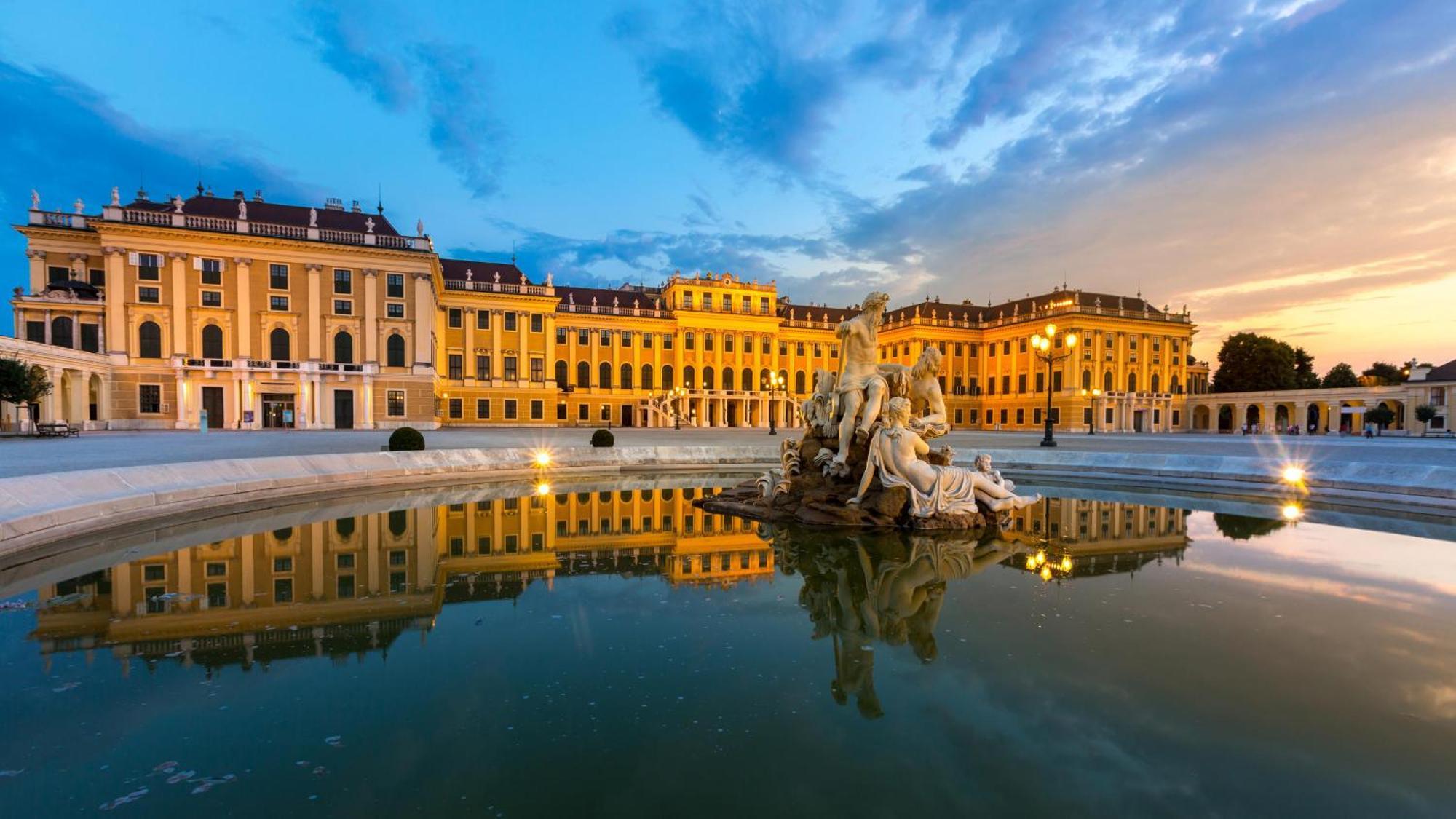 Luxe View Schoenbrunn * Vienna